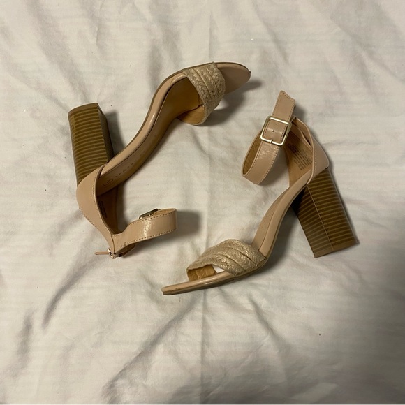LC Lauren Conrad Heels - Picture 3 of 6